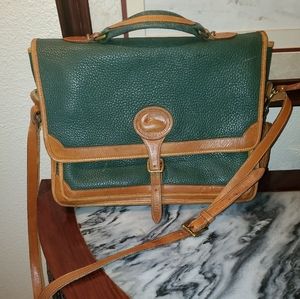 Dooney& Bourke green & tan trim shoulder bag brief
